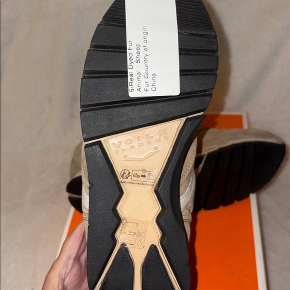 NWT VOILE BLANCHE JULIA Brown Pump Fur Suede
Sneakers - Picture 16 of 16